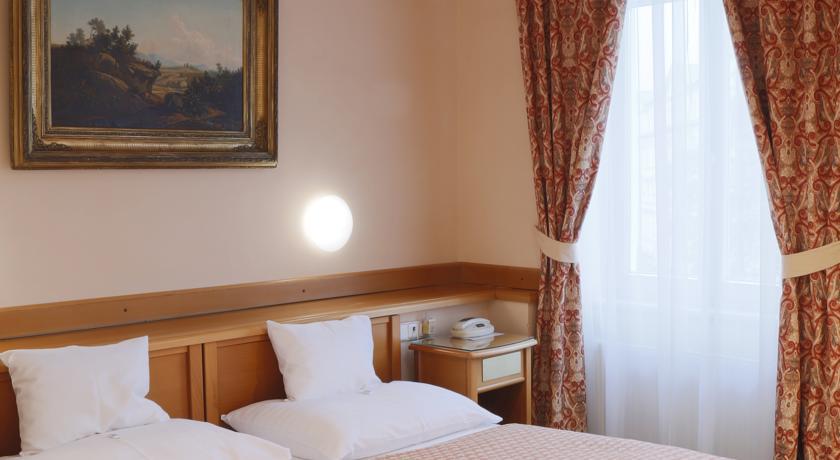 Hotel Pavlov Karlovy Vary Luaran gambar