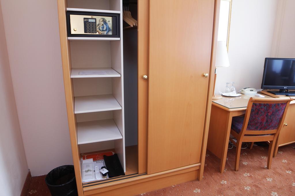 Hotel Pavlov Karlovy Vary Luaran gambar