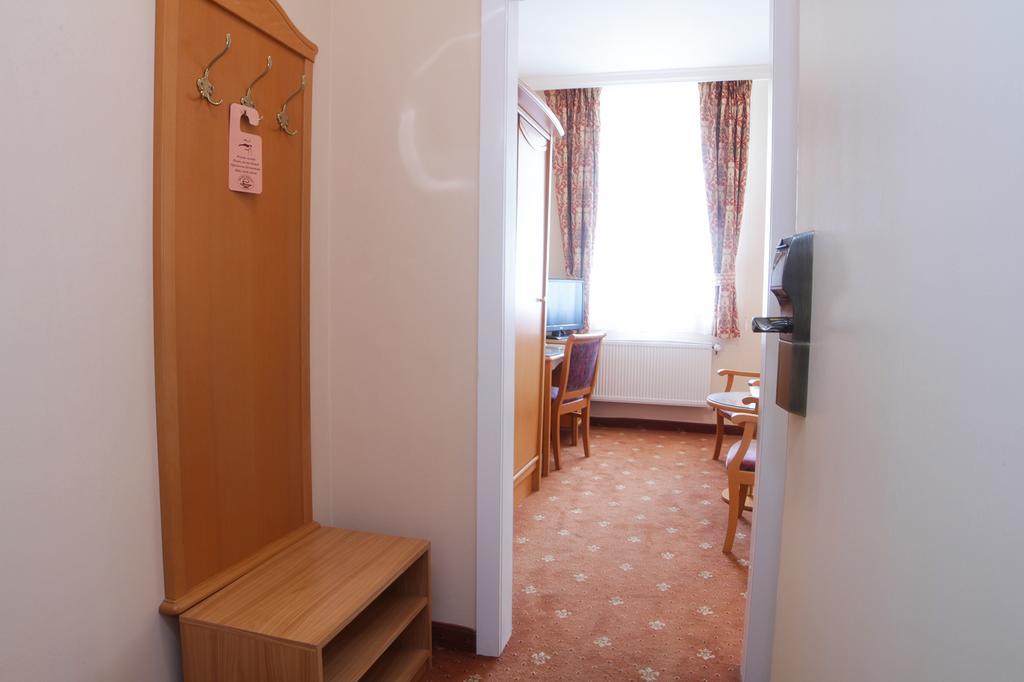 Hotel Pavlov Karlovy Vary Luaran gambar