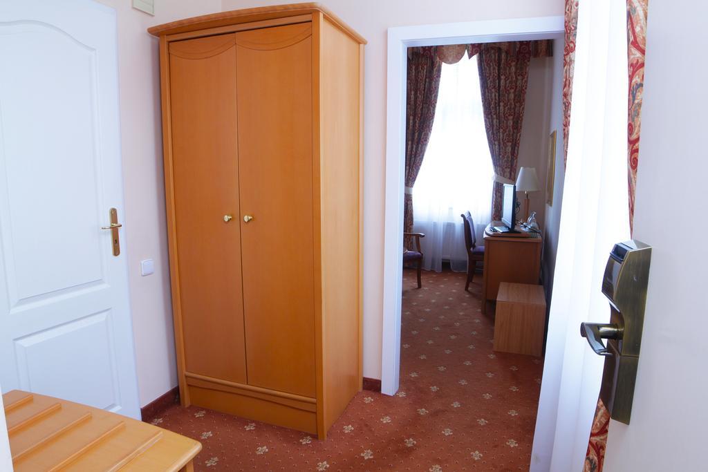 Hotel Pavlov Karlovy Vary Luaran gambar